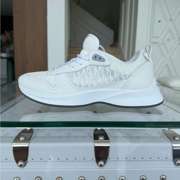 Dior B25 Runners White Logo Sneakers 10US